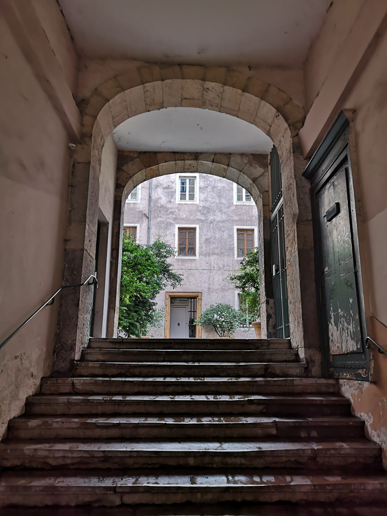 Photo de la traboule