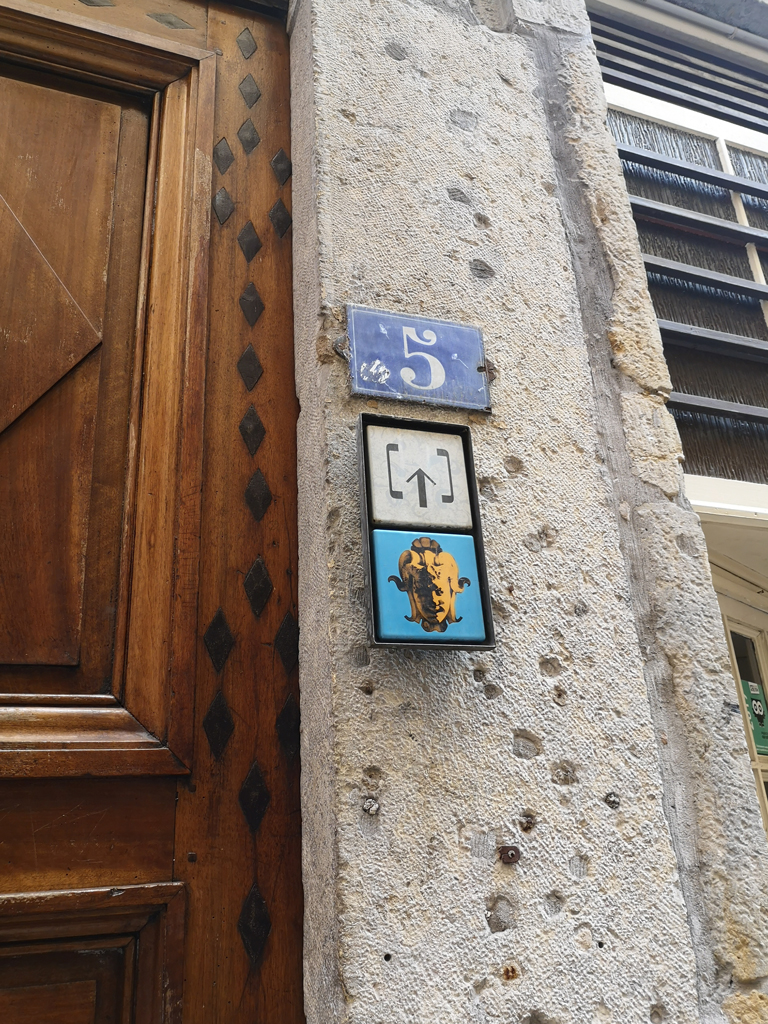 Photo de la traboule