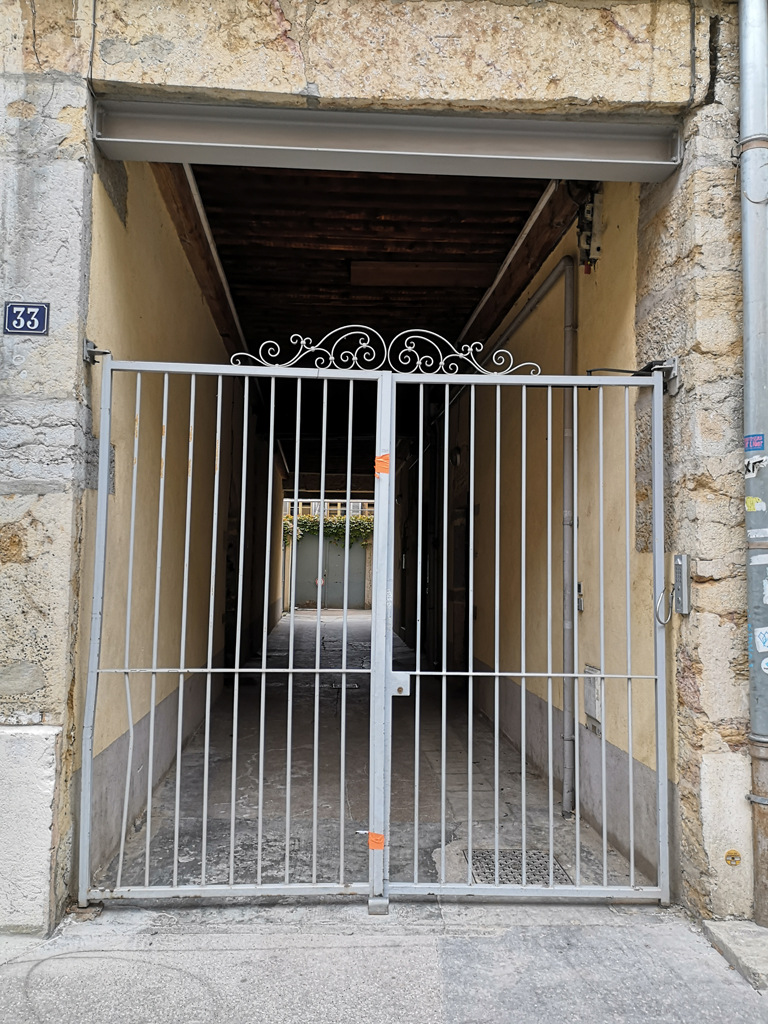 Photo de la traboule