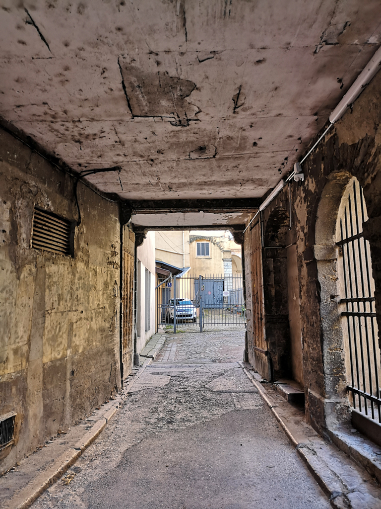 Photo de la traboule